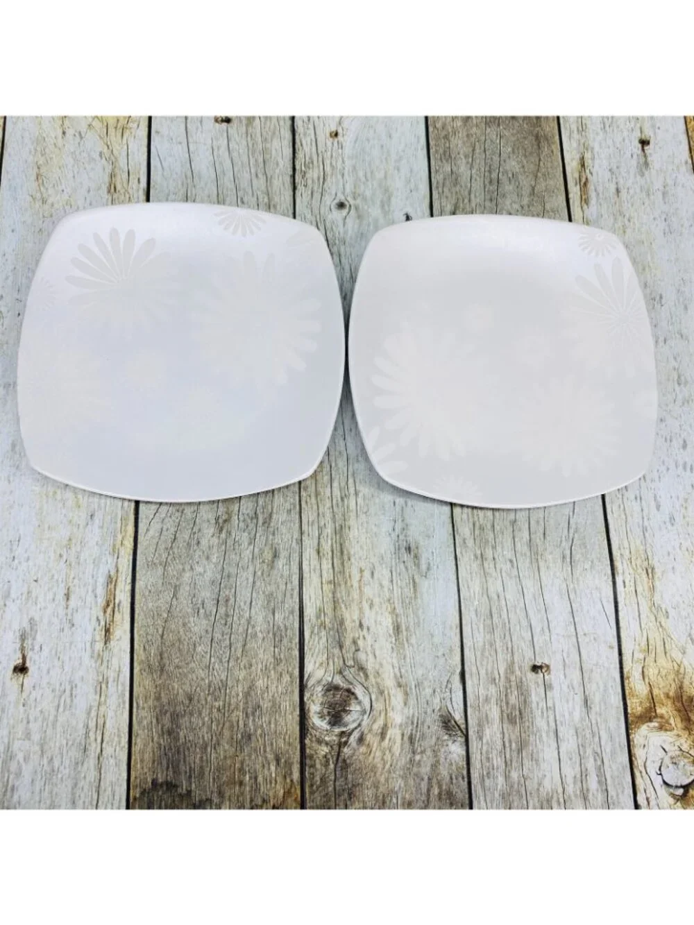 222 Fifth ALICE PLATINUM Silver Mica Flower White Square China Salad Plate Set 4